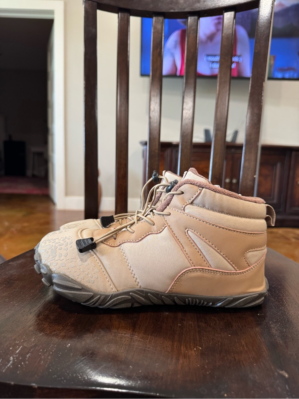 HF Tan Lightweight Mid-Top Outdoor Boots with Easy-Pull Lacing